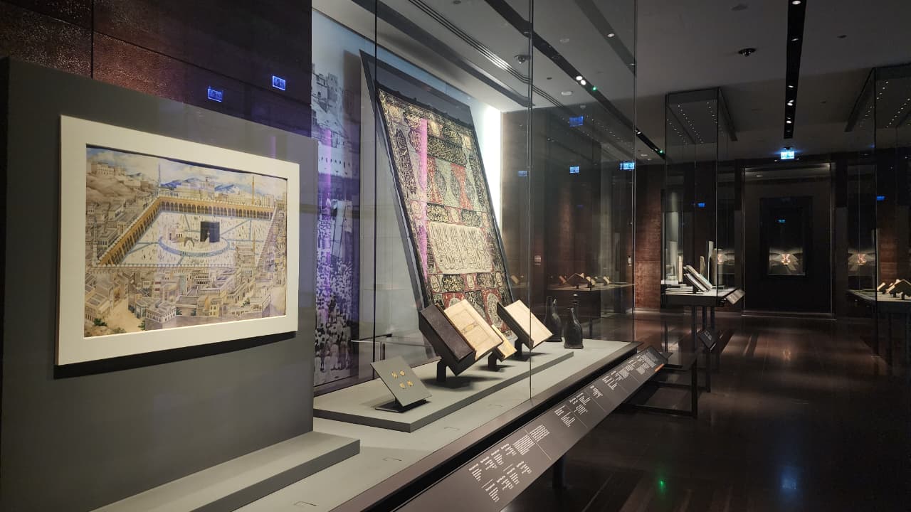 من المقتنيات المعروضة في المتحف (النهار).