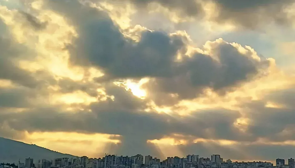 أمطار غزيرة وعواصف رعدية... إليكم طقس لبنان في اليومين المقبلين