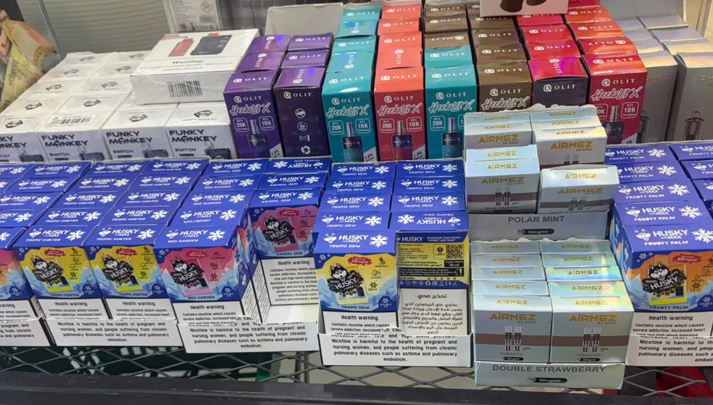 "الريجي" تضبط مصنوعات تبغية مهرّبة ومزوّرة في صور جنوبي لبنان (صور)