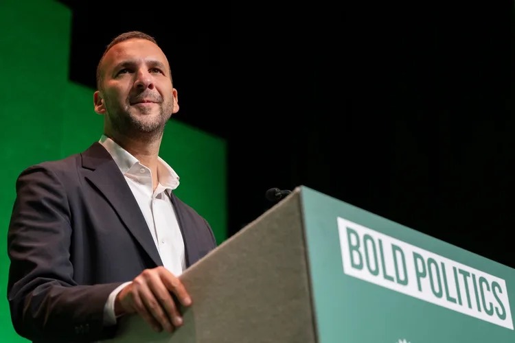 زعيم حزب الخضر زاك بولانسكي. (اكس)