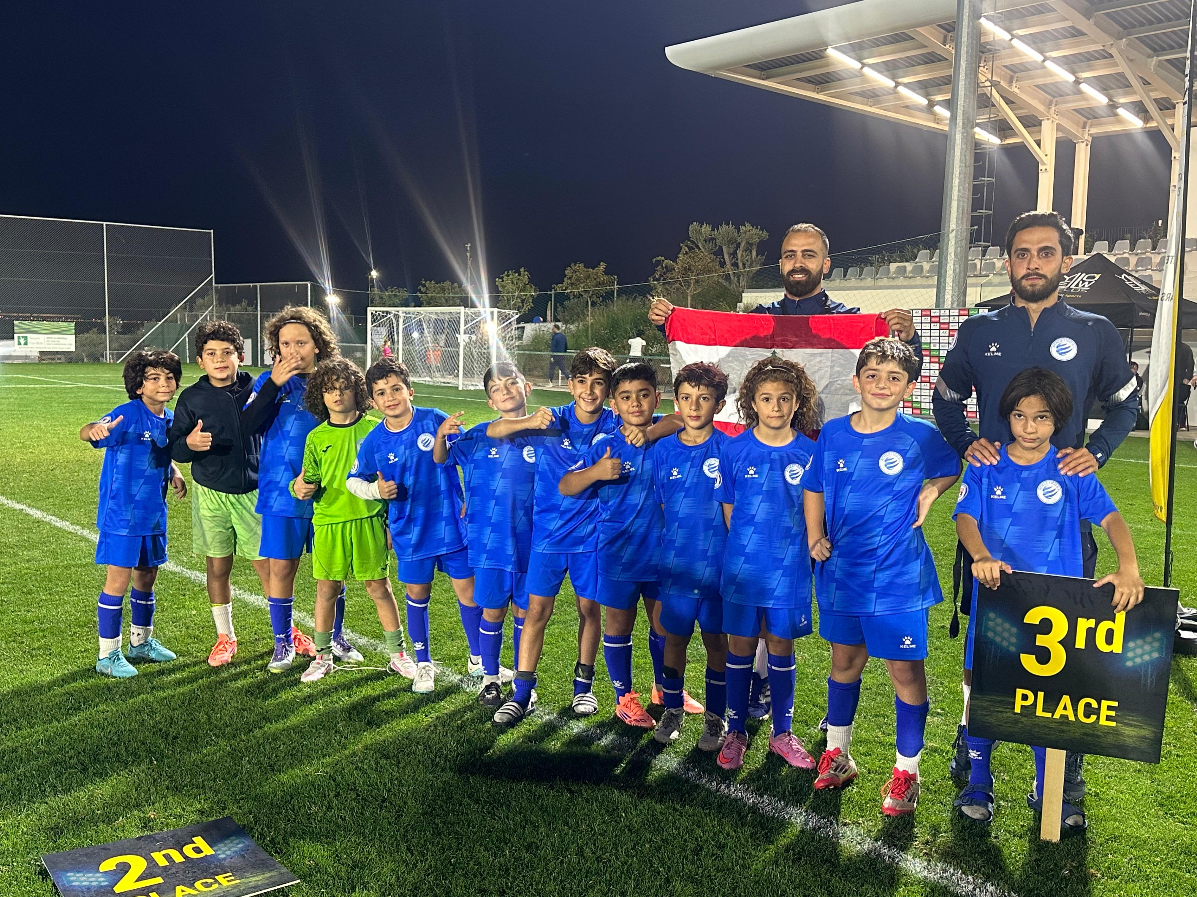 أكاديمية أتلتيكو لبنان صاحبة المركز الثالث. (وكالات)