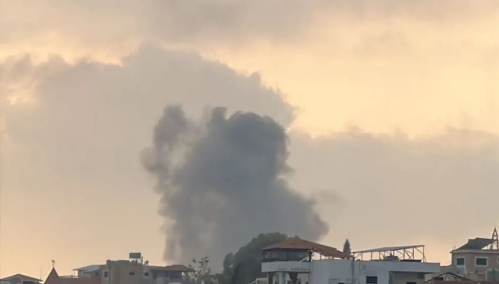 غارات إسرائيلية عنيفة تستهدف بلدات الطيبة وطير دبا وعيتا الجبل جنوبي لبنان (صور - فيديو)