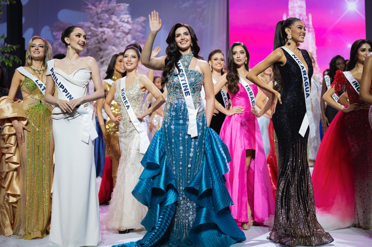 ملكة جمال فلسطين نادين أيوب خلال مشاركتها في إحدى فعاليات مسابقة ملكة جمال الكون (إنستغرام)