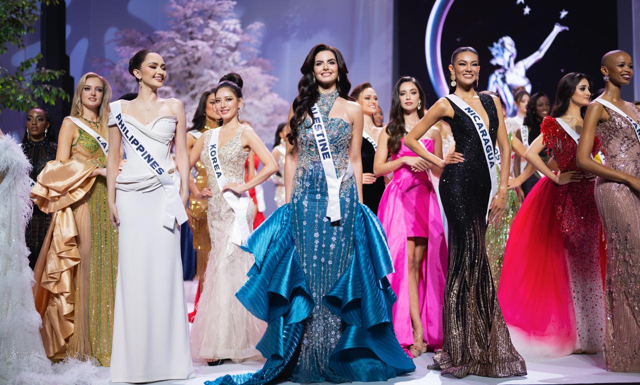 ملكة جمال فلسطين نادين أيوب خلال مشاركتها في إحدى فعاليات مسابقة ملكة جمال الكون (إنستغرام)