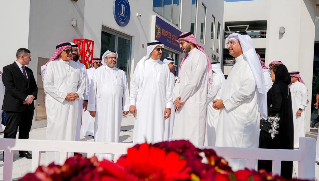 أول ربط دولي للرّكاب في دول مجلس التّعاون... تدشين الخط البحري للرّكاب بين البحرين وقطر