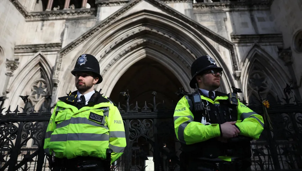 تقرير يكشف "عنصرية منهجية" في شرطة لندن