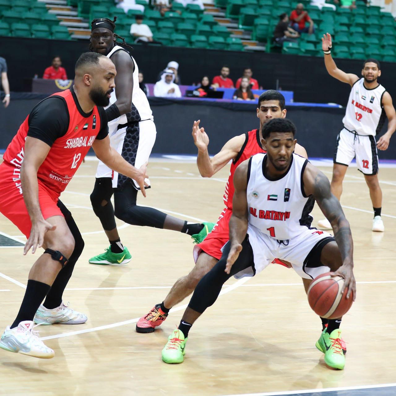 من مباراة شباب الأهلي والبطائح. (وكالات)