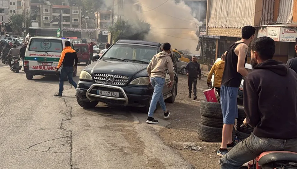 غارة إسرائيلية استهدفت سيارة في منطقة تول في جنوب لبنان