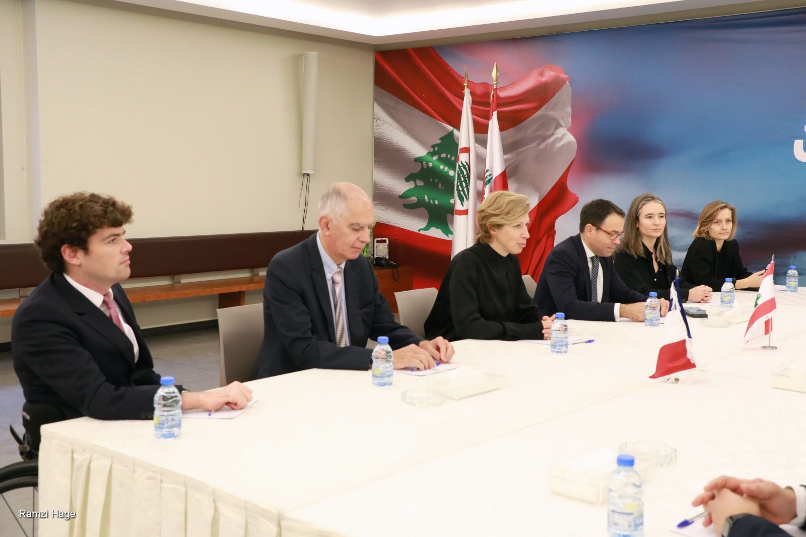 مستشارة الرئيس الفرنسي للشرق الأوسط آن كلير لو جاندر والوفد المرافق في معراب