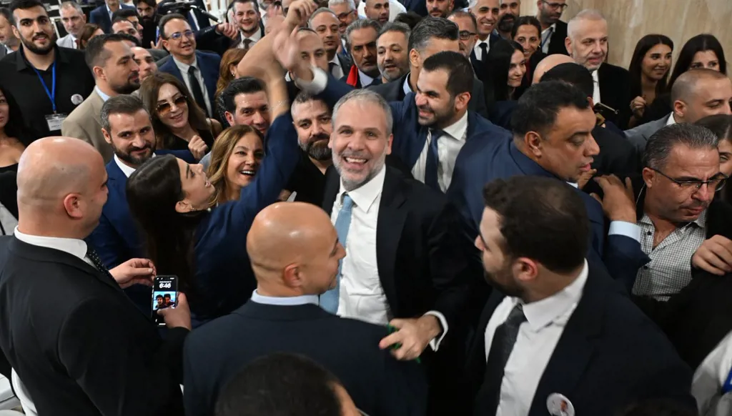 هل تنسحب انتصارات "القوات" النقابية على النيابية؟