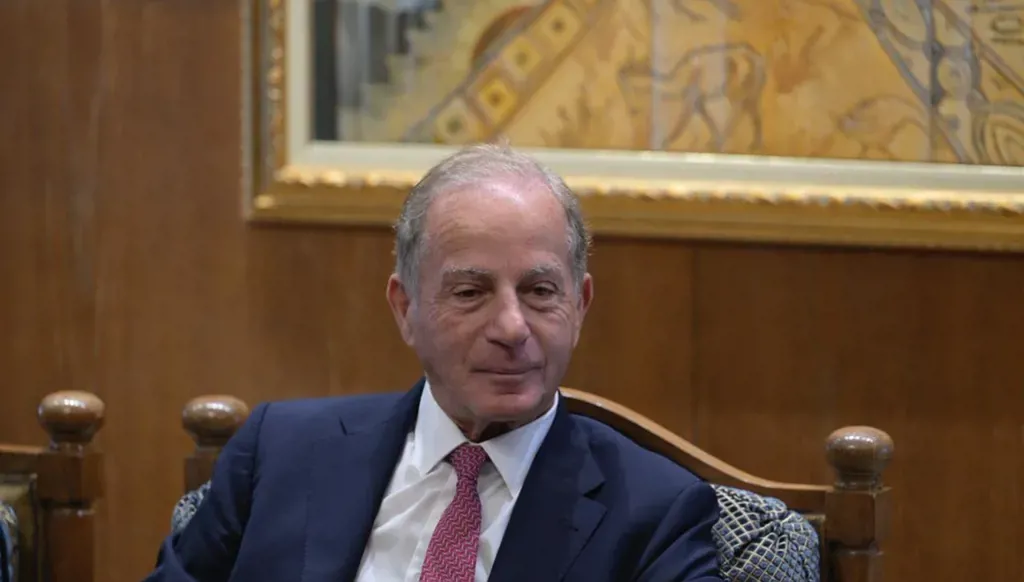 نواب أميركيون يطالبون ميشال عيسى بالضغط على لبنان لمراجعة قوانين التواصل مع إسرائيل