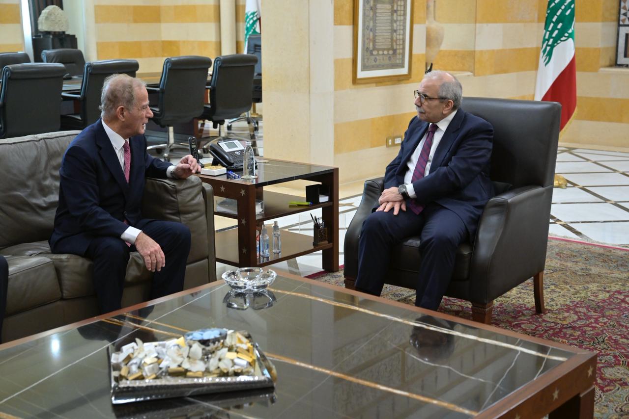 سلام وعيسى. (نبيل إسماعيل)