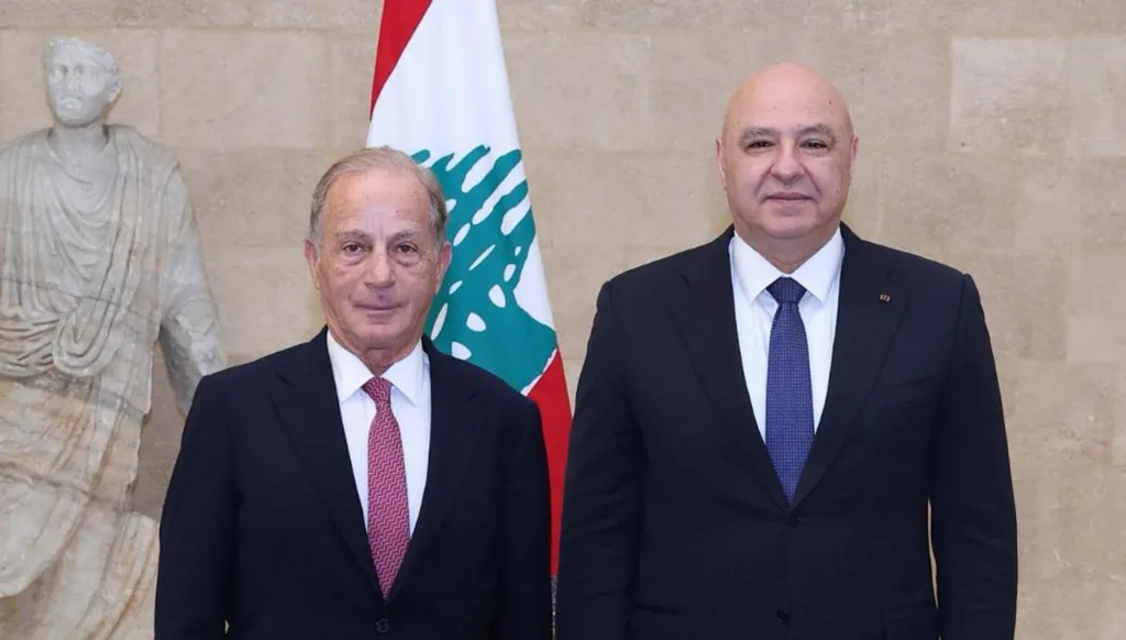 رسائل إلغاء زيارة العماد إلى واشنطن