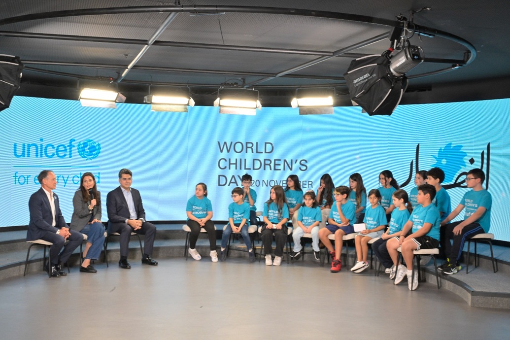 من الجلسة النقاشية (نبيل اسماعيل)