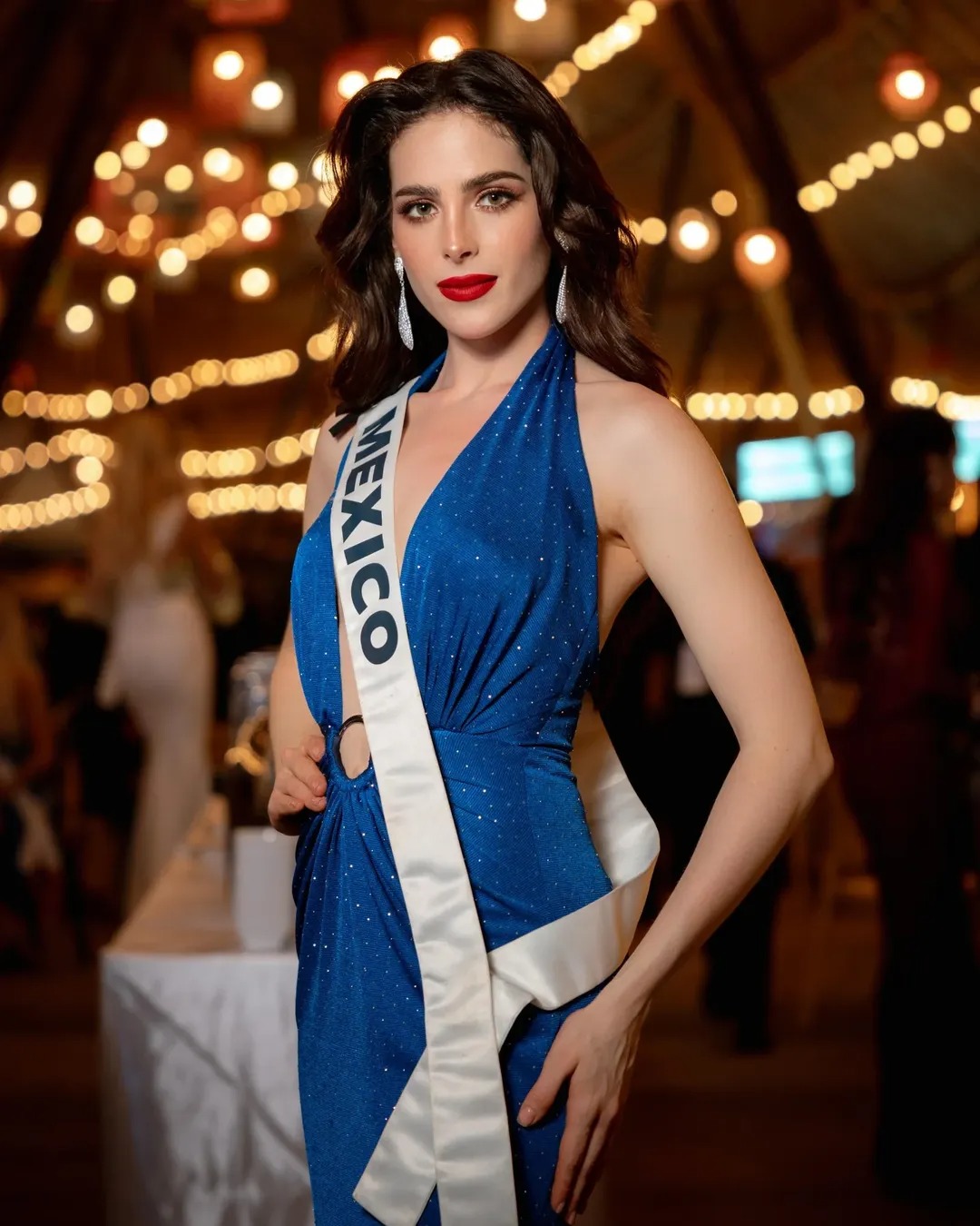 ملكة جمال العالم المكسيكية فاطمة بوش 