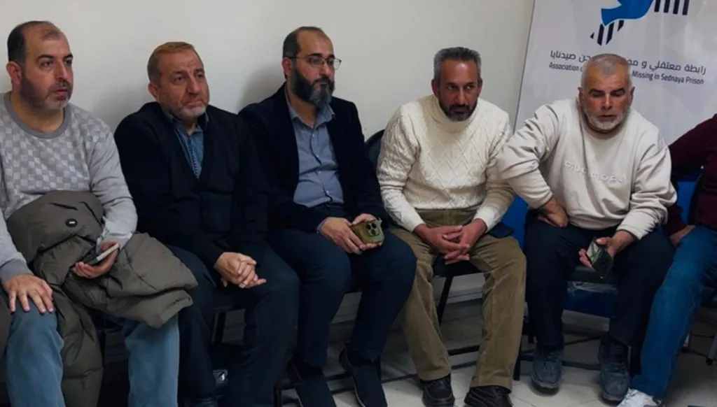 "مؤسسة معتقلي ومفقودي صيدنايا" لـ"النهار":  شبكات مقربة من نظام الأسد ابتزّت الأهالي بـ900 مليون دولار (فيديو)