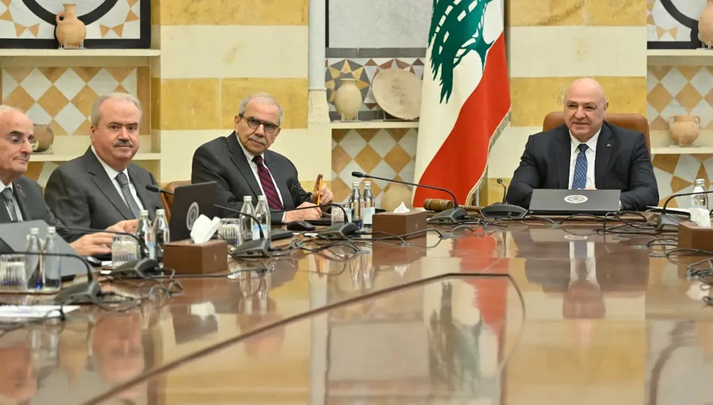 "عتب سياديّ" على السلطات: ناقوسٌ أو تباعد استراتيجيّ؟