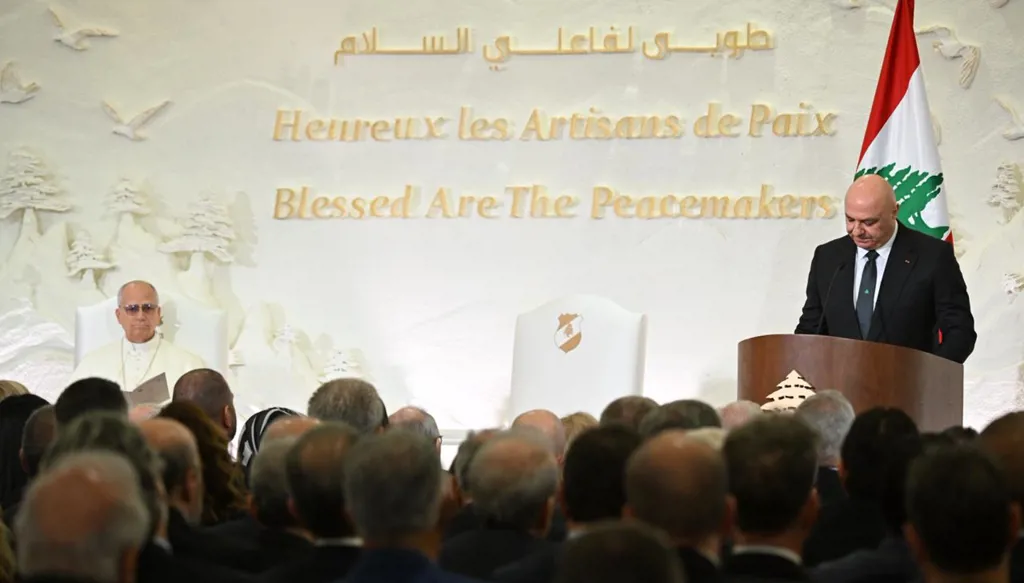 صباح "النهار" - ورقة ضغط مفتوحة واتّجاهات تؤشّر لاقتراب "ساعة الصّفر"... البابا صارخاً من لبنان: أنتم شعب لا يستسلم