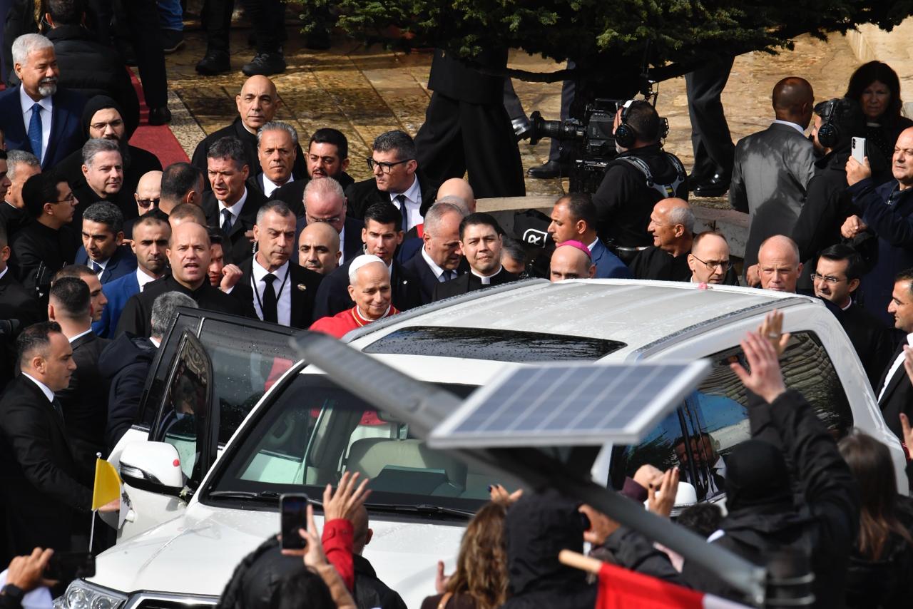 البابا في عنايا. (حسام شبارو)