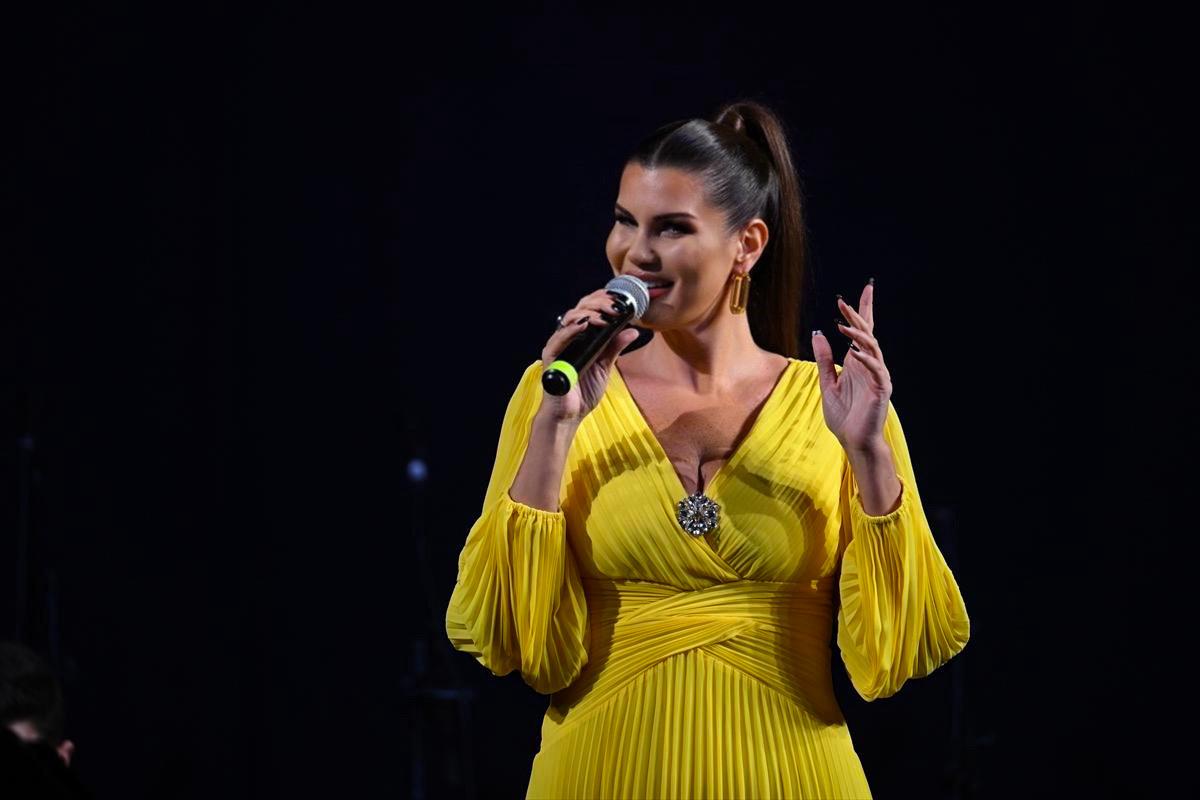 الفنانة اللبنانيّة رنين الشعار (المكتب الإعلامي).