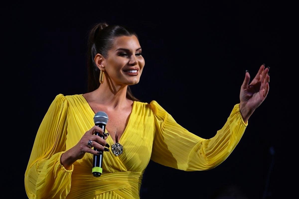 الفنانة اللبنانيّة رنين الشعار (المكتب الإعلامي).