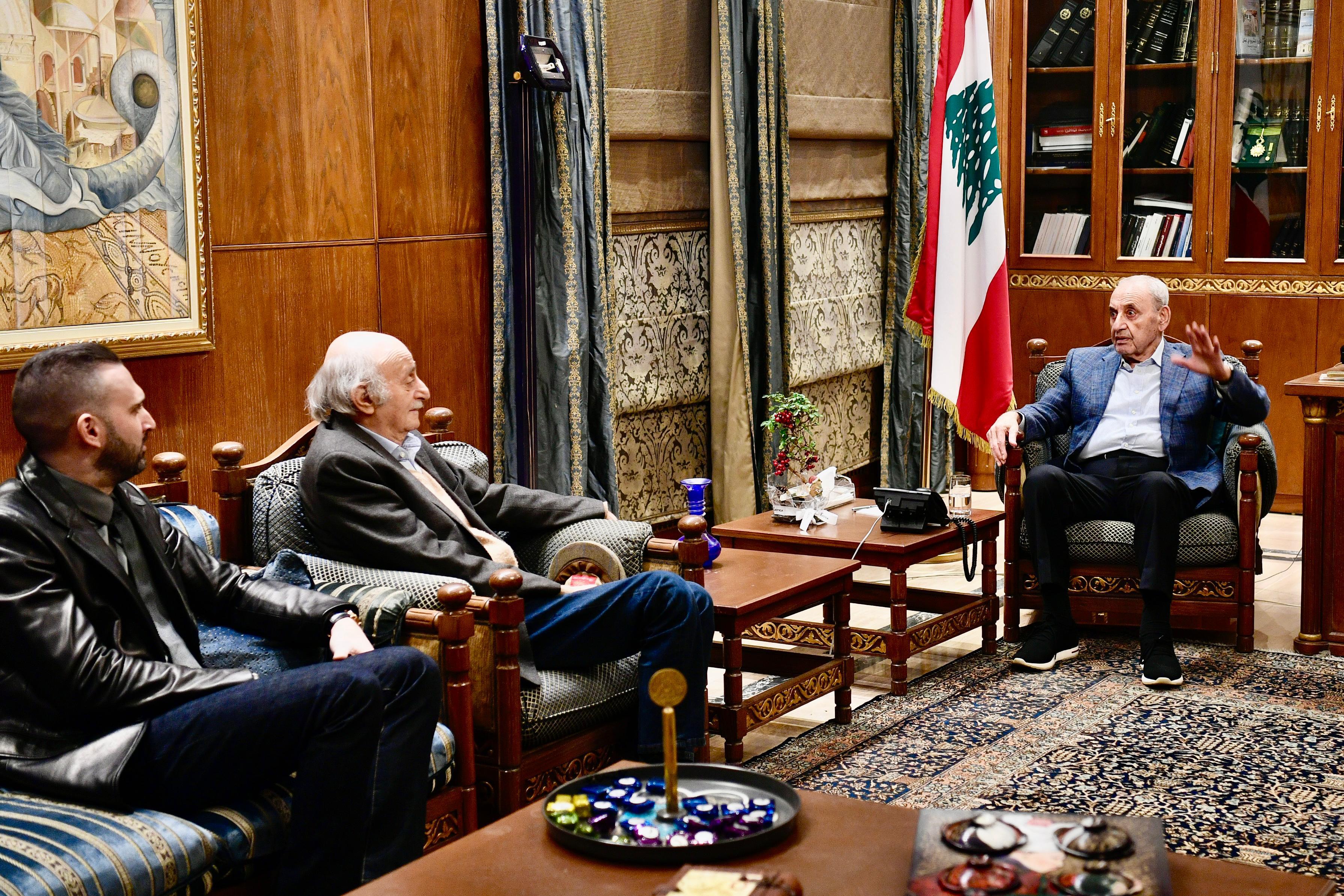 WhatsAppImage20251207at18.32.42_184812.j