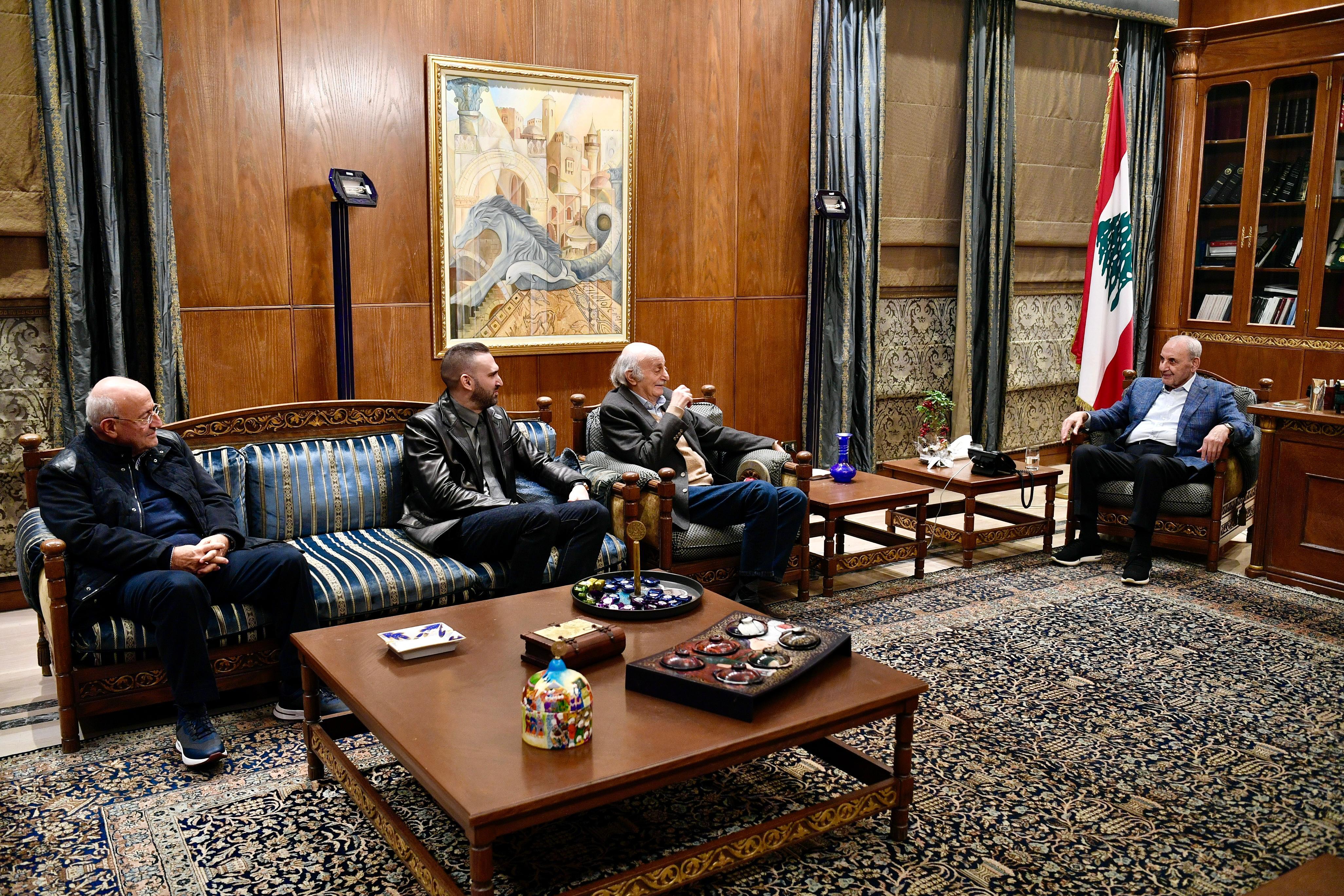 WhatsAppImage20251207at18.32.48_184812.j