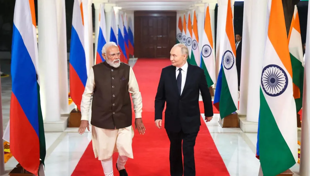 الهند وروسيا: صفقات الأسلحة والتحديات الجيوسياسية العالمية