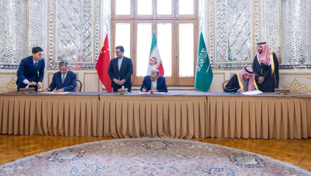 الاجتماع الثّلاثي في طهران: الصّين رافعة للحوار الإقليمي وأداة لاستقرار الشّرق الأوسط