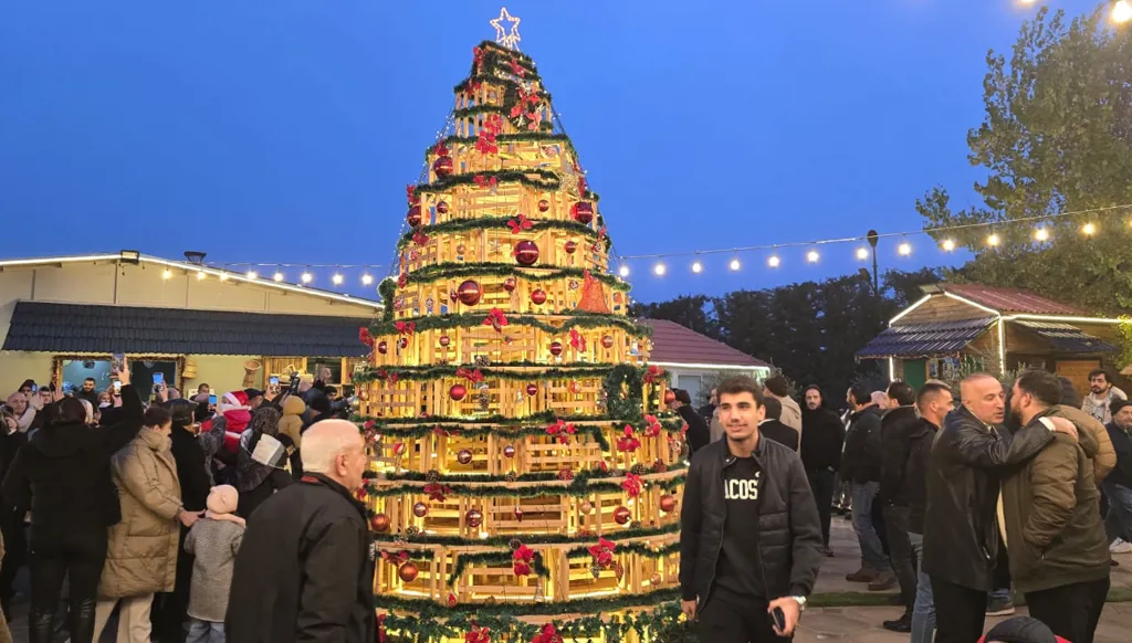 الجمعية اللبنانية للدراسات والتدريب تطلق "القرية الميلادية" ومعرضاً للمنتجات برعاية محافظ بعلبك الهرمل