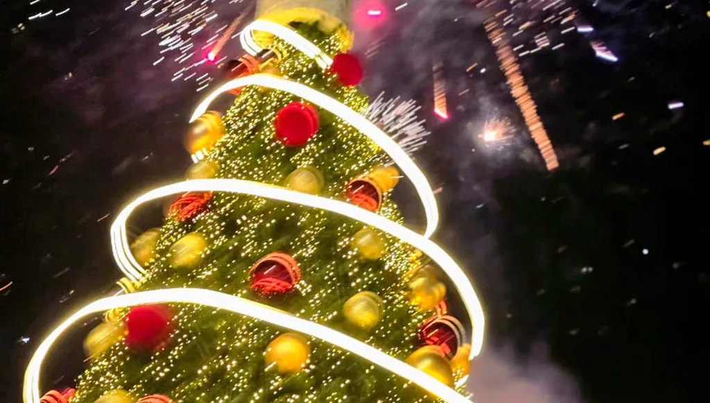 صيدا بأطيافها ترفل بحلة الميلاد... مدينة يليق بتاريخها  اعتمادها عاصمة متوسطية للثقافة والحوار2027