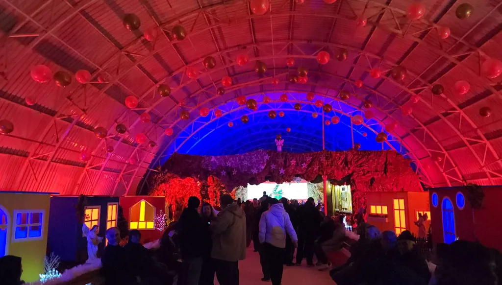 من دير الأحمر إلى مجدلون... "ميلاد بعلبك" رسالة تجذر في الأرض