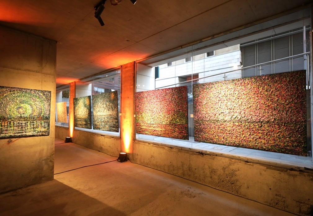  معرض ما وراء اللوحة للفنانة راوية غندور زنتوت.