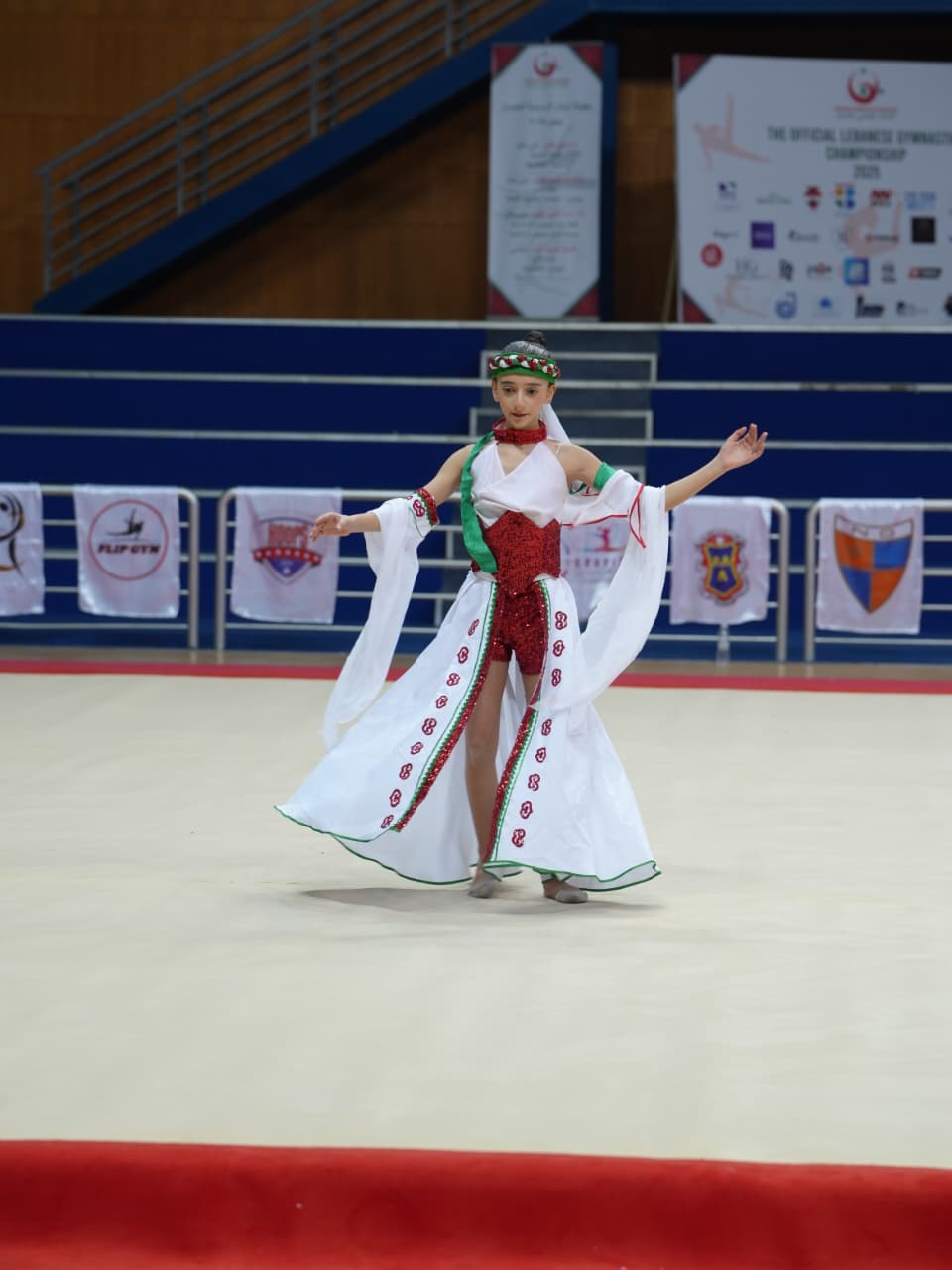 من منافسات الجمباز. (وكالات)