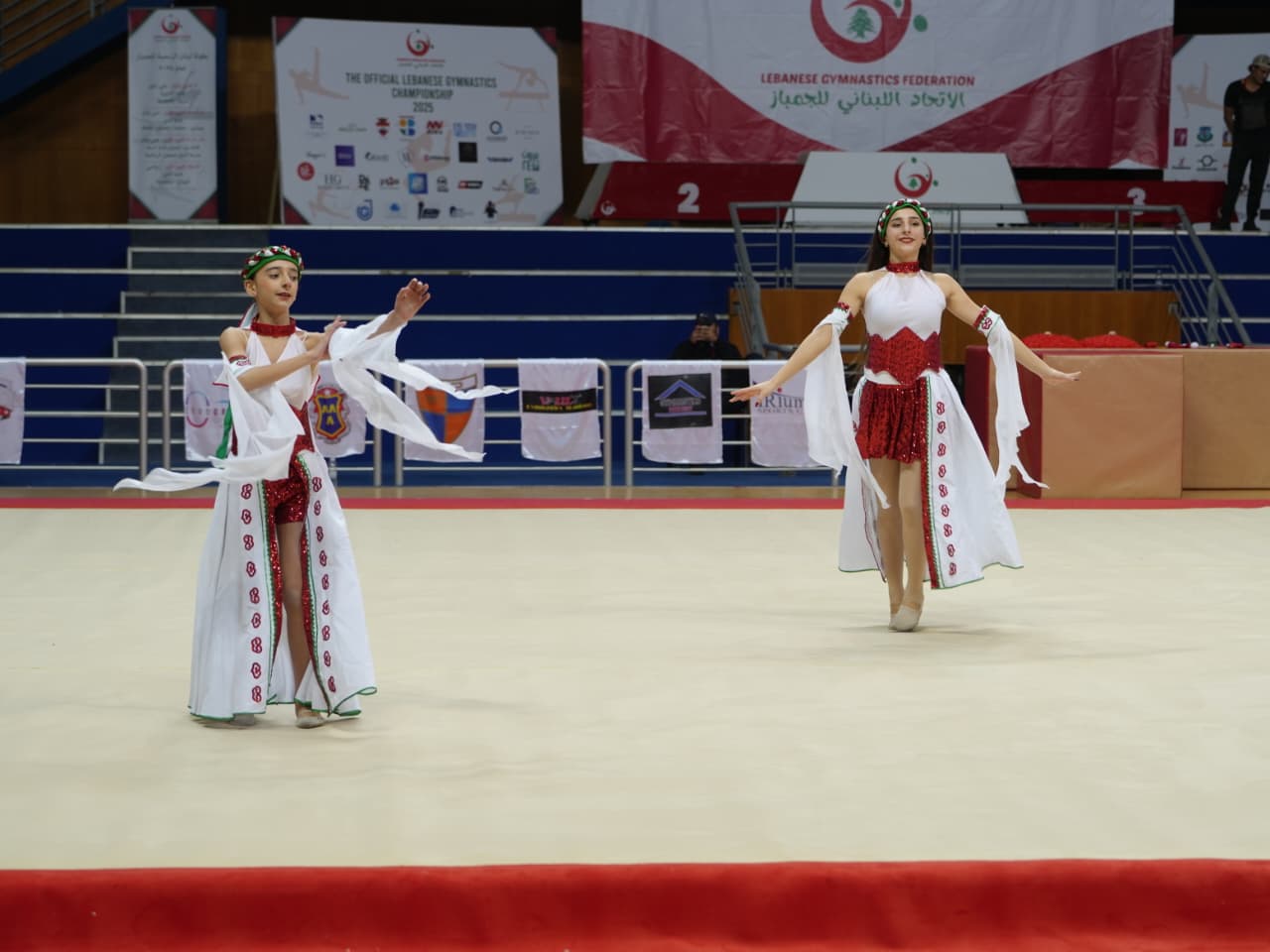 من منافسات الجمباز. (وكالات)