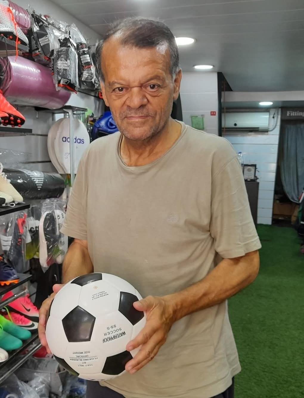 الراحل حسن عبود. (وكالات)