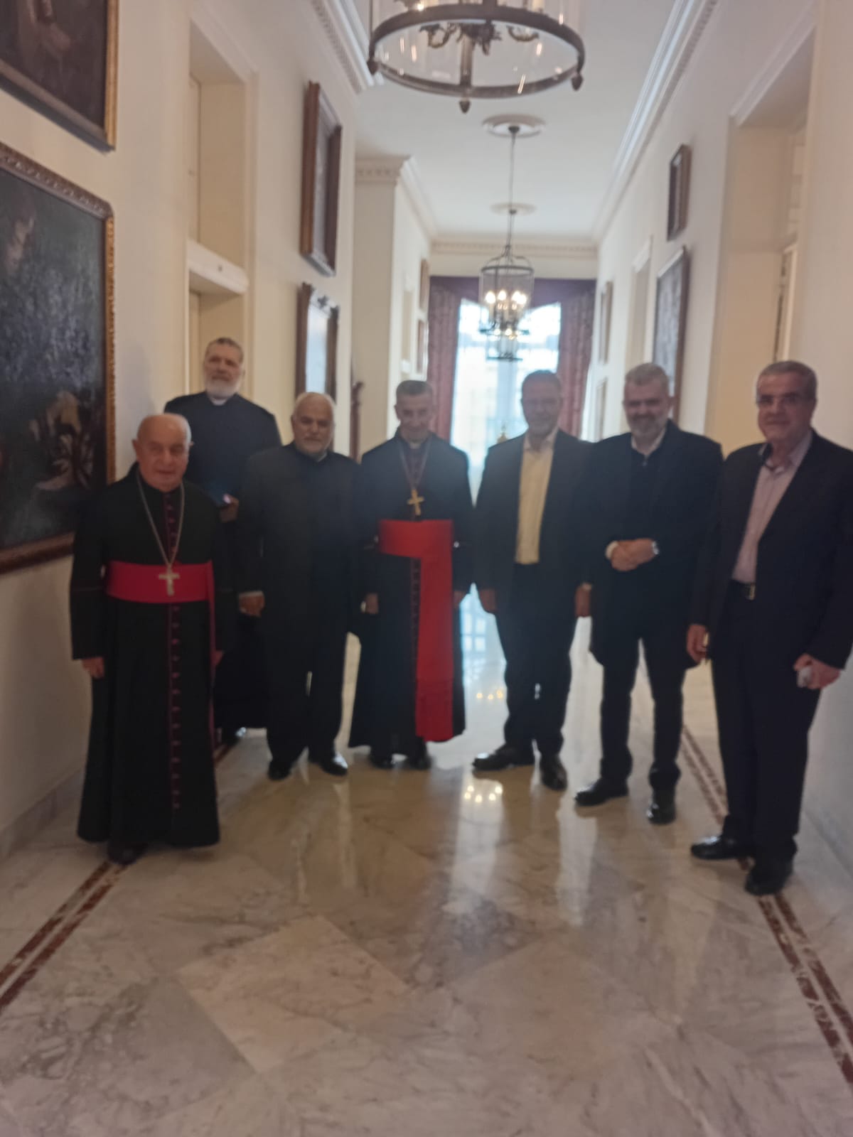 الراعي يلتقي وفداً من حزب الله.