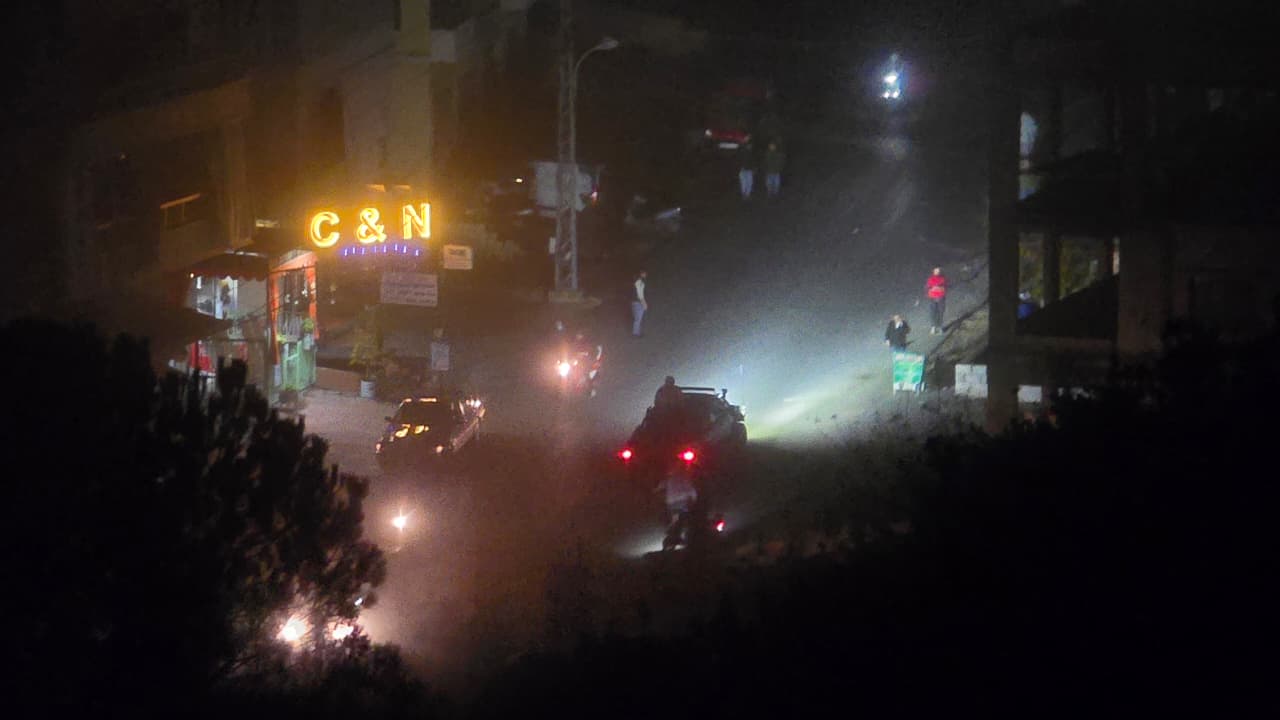 محيط الموقع المستهدف في كفرحتى. (أحمد منتش)