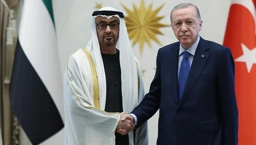 بن زايد تلقّى اتّصالاً هاتفياً من أردوغان: للمحافظة على وقف إطلاق النار في غزة