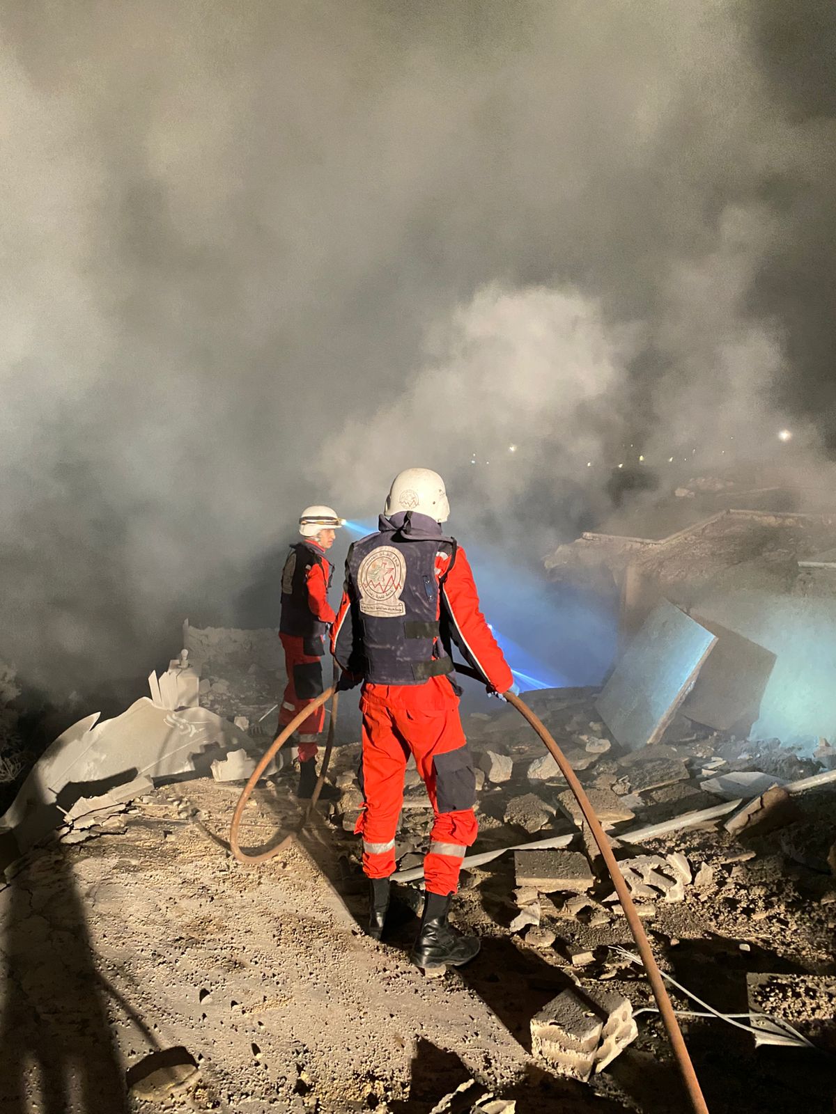 أضرار بسبب الغارة. (أحمد منتش -  النهار)