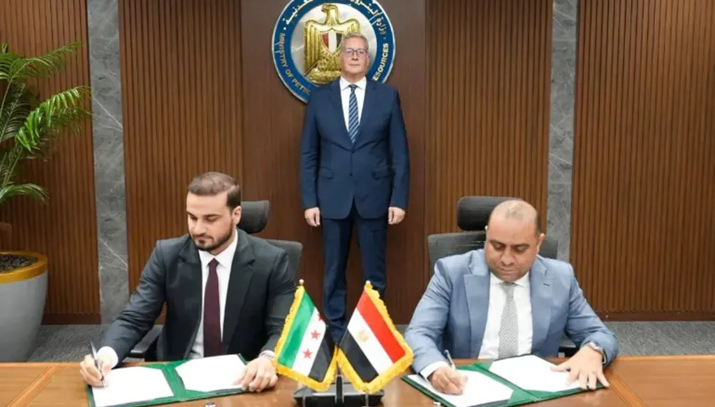 بين الغاز والسياسة... لماذا تفتح القاهرة قناة تقارب مع دمشق؟