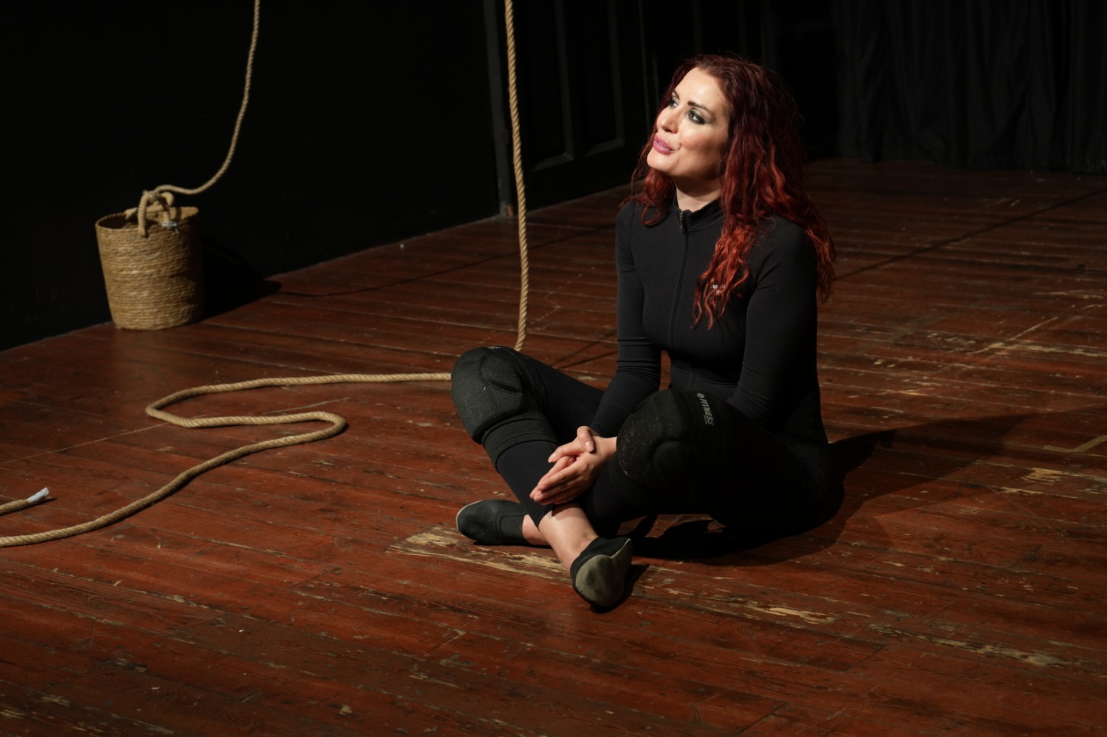 لقطة من عرض مسرحية الحبل للمثلة والكاتبة آن ماري والمخرج هشام زين الدين