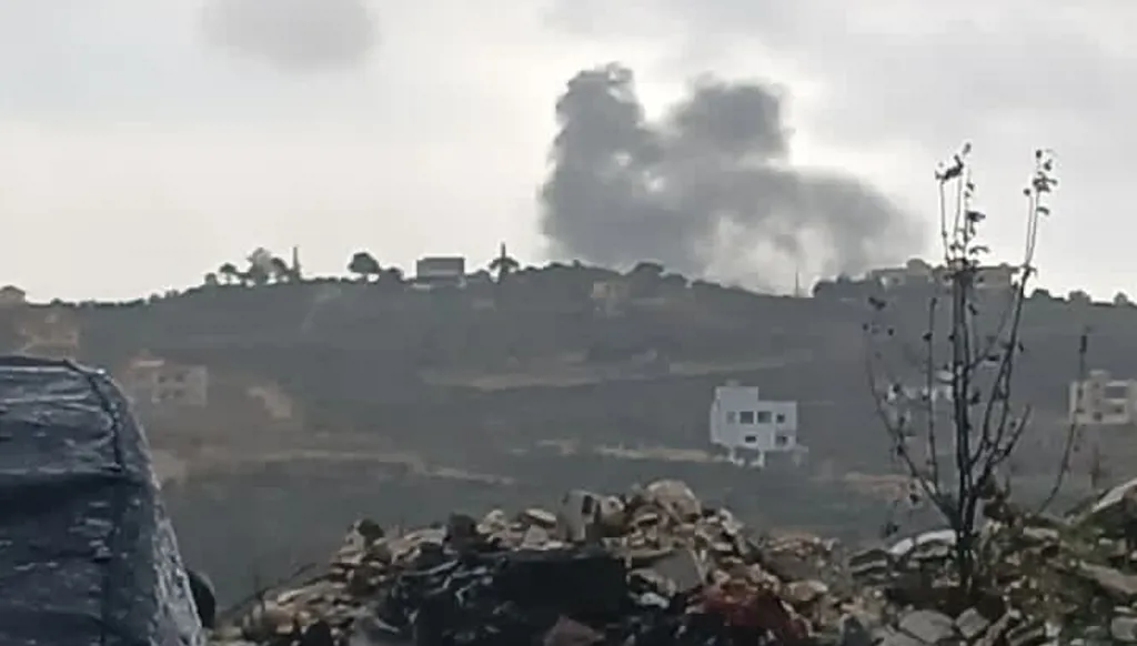 غارات إسرائليلية استهدفت عدة مناطق في جنوب لبنان وشرقه (صور - فيديو)