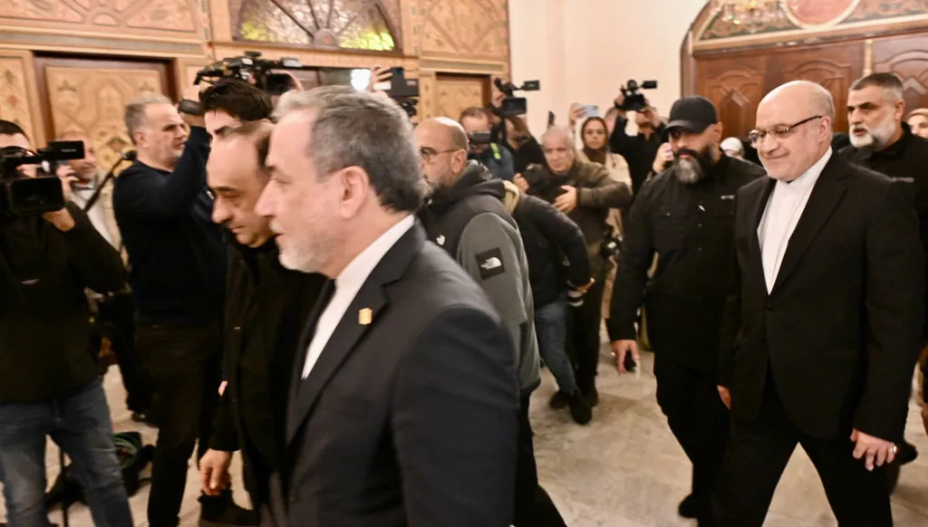 لقاء جمع عراقجي ونعيم قاسم... "لن تحقق إسرائيل أهدافها باستمرار العدوان"