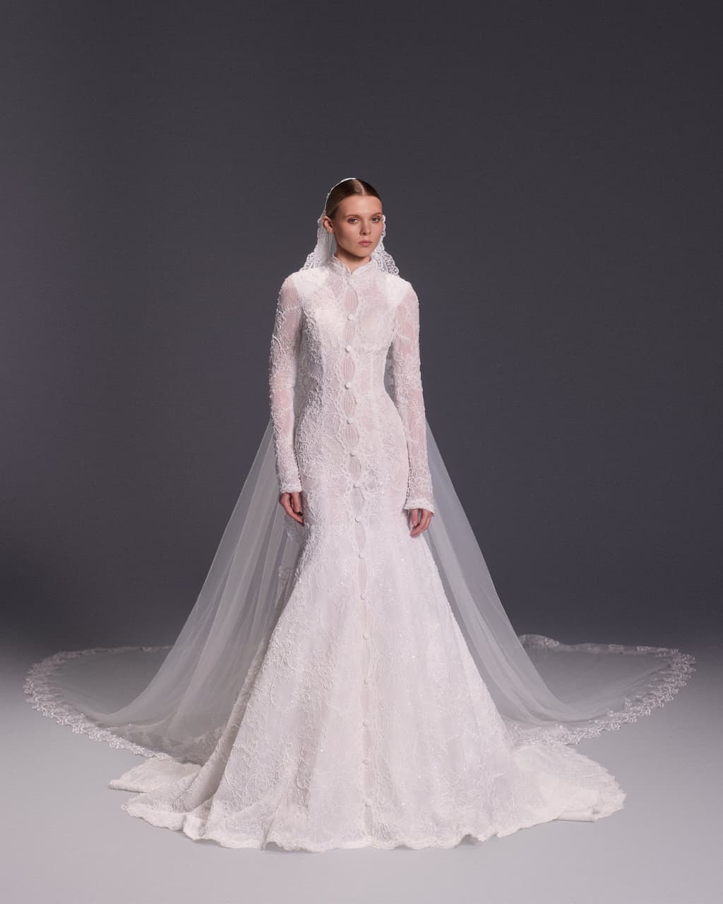 مجموعة فساتين زفاف 2026 للمصمم نجا سعادة (المكتب الإعلامي).