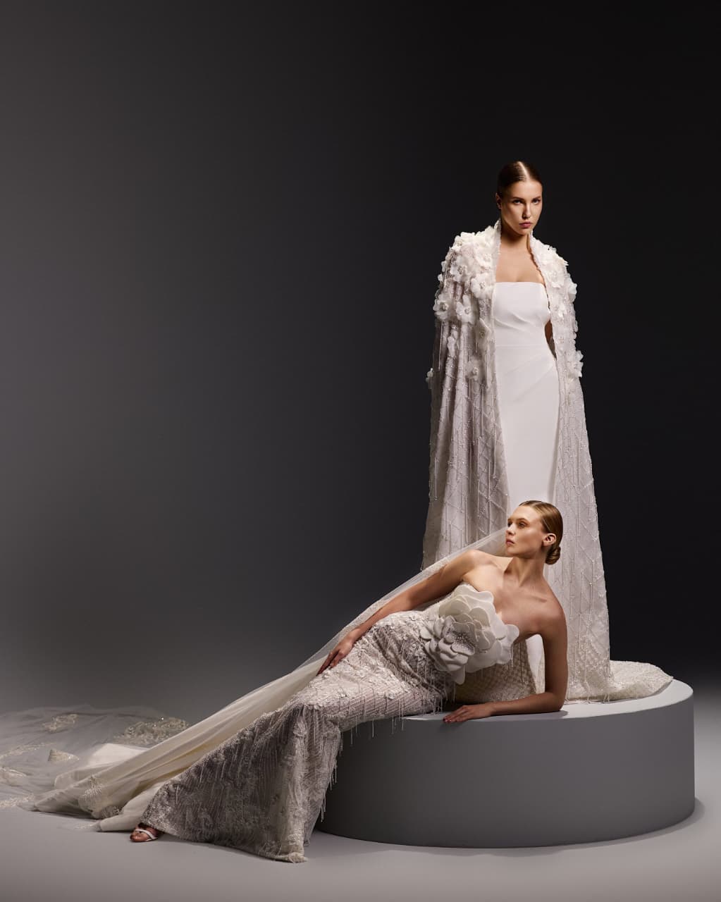 مجموعة فساتين زفاف 2026 للمصمم نجا سعادة (المكتب الإعلامي).