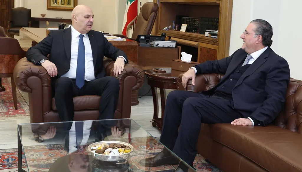 شقير يزور الرئيس عون مهنئاً: موسم الأعياد ذكرنا بأيام العز