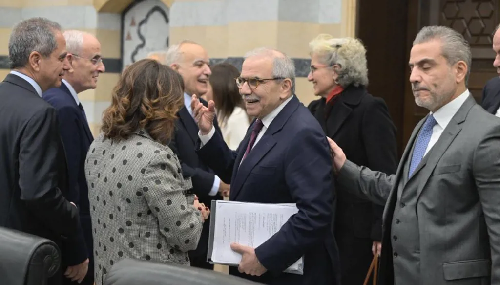 حركة الموفدين: الأولويات بعيداً من هاجس الحرب "صعود" الملفات المالية وتوقيف رياض سلامة ثانية