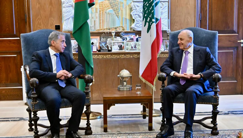 بن فرحان ورئيس الوزراء الأردني في عين التينة