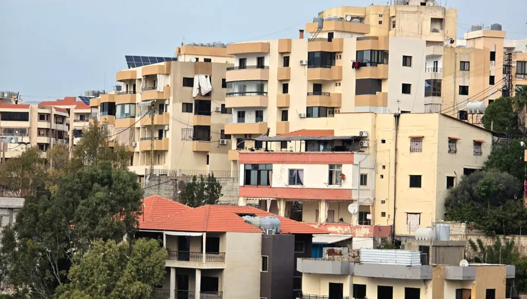 5 عند الخامسة- ترامب يريد خيارات "حاسمة" وإنذارات إخلاء... توتر متصاعد حول غرينلاند